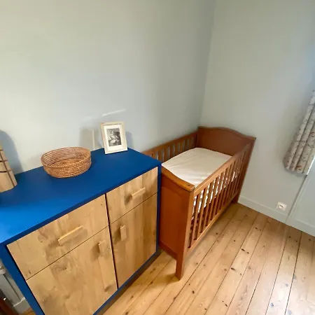 Lägenhet Agreable Maison De Sur Trois Etages