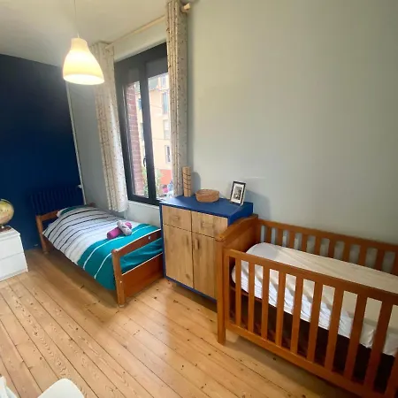 Agreable Maison De Sur Trois Etages Lägenhet Rouen
