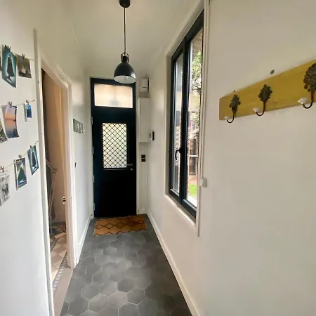 Agreable Maison De Sur Trois Etages